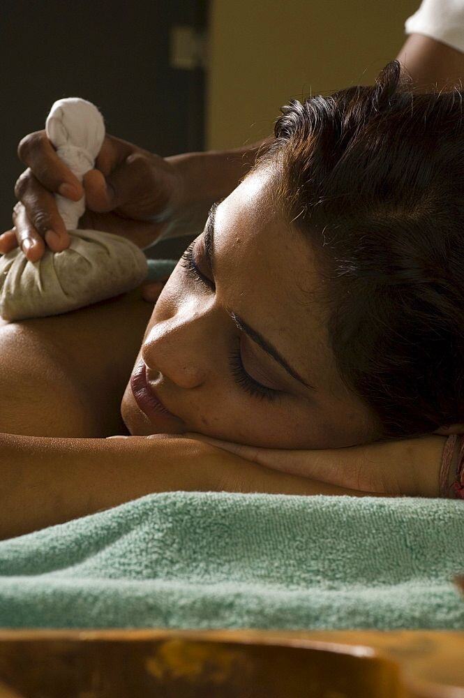 best ayurveda treatment kerala ayurveda hospital